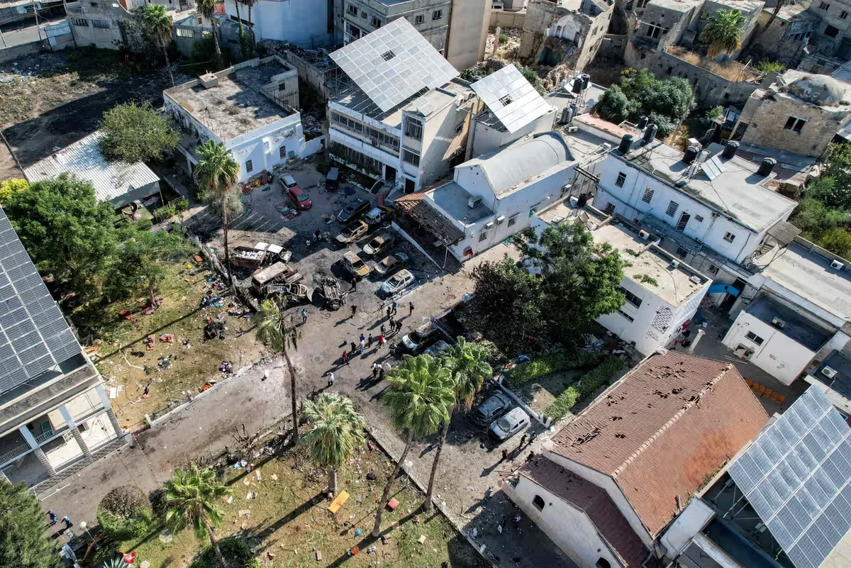 Guardian xəstəxanaya raket hücumu barədə: Dəlillər Qəzzadakı silahlıların əleyhinədir, ölü sayı şişirdilib