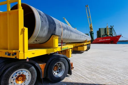 TAP üçün Yunanıstana 700-dən çox boru gətirilib