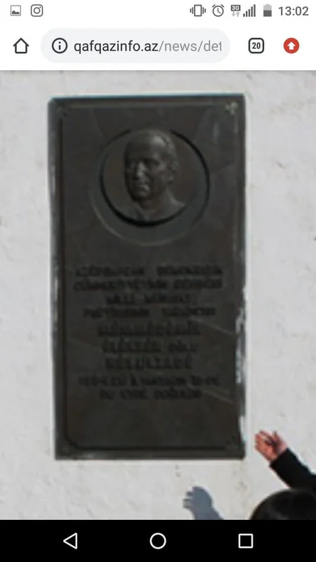 Bələdiyyə Məhəmməd Əmin Rəsulzadənin barelyefi ilə bağlı iradlara münasibət bildirib
