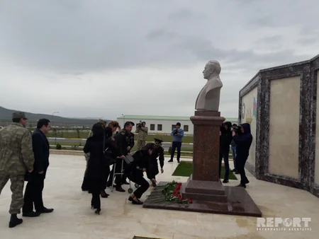 Müdafiə və Təhsil nazirlikləri Aprel zəfərindən ötən hər günə bir ağac əkək” devizi altında tədbir keçirib