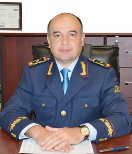 ​Vergilər nazirinin müşavirlərinin sayı artıb