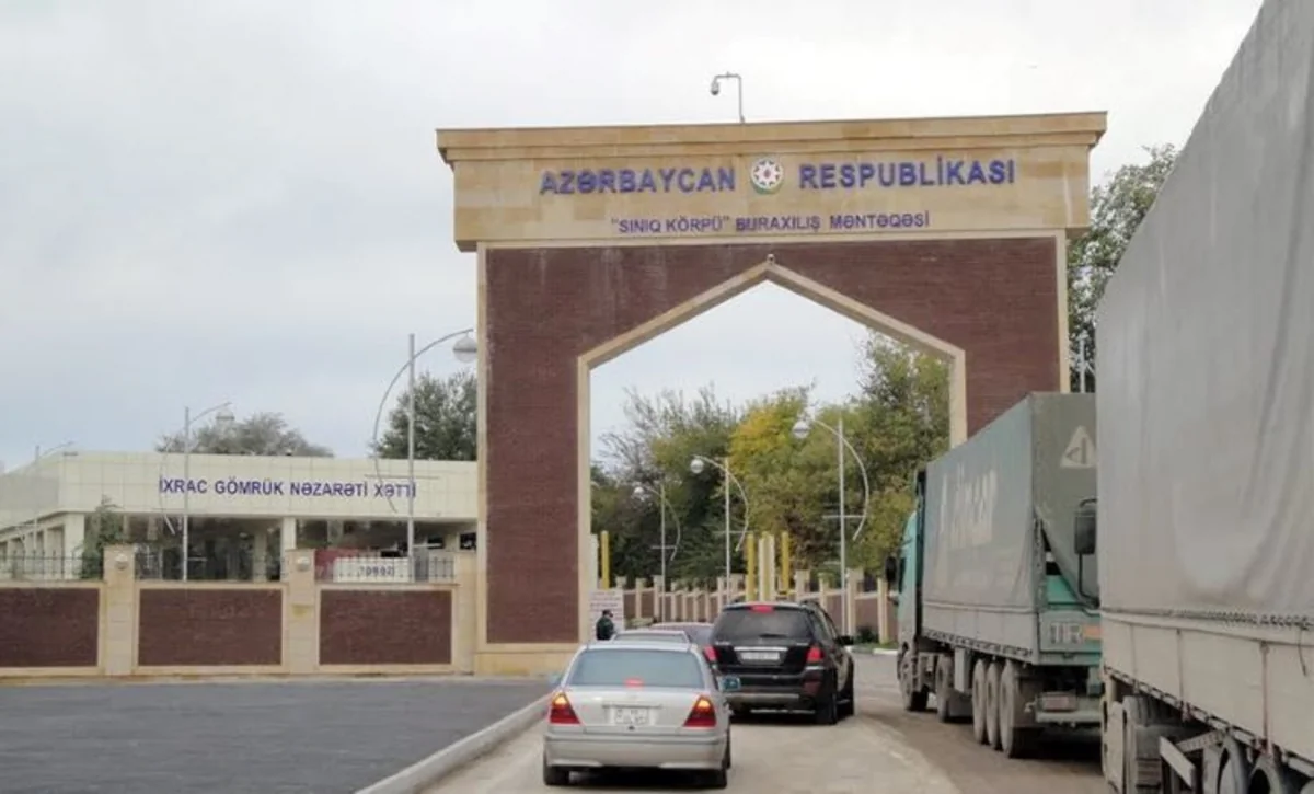 Azerbaijani customs chief vows to further deepen ties with Georgia