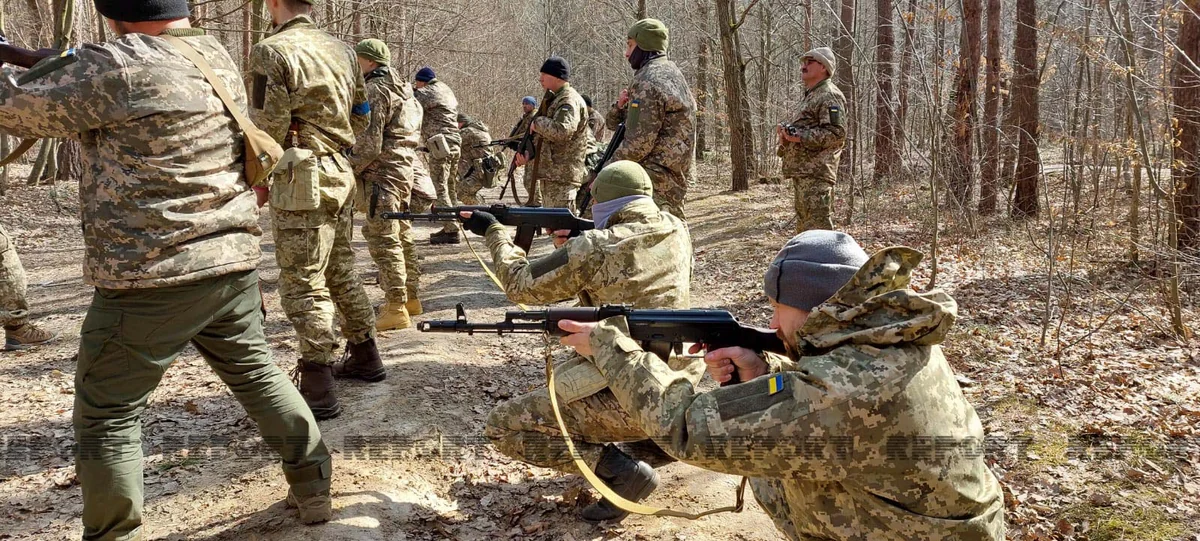 Ukraynada könüllülərdən formalaşan hərbi hissədən - FOTOREPORTAJ