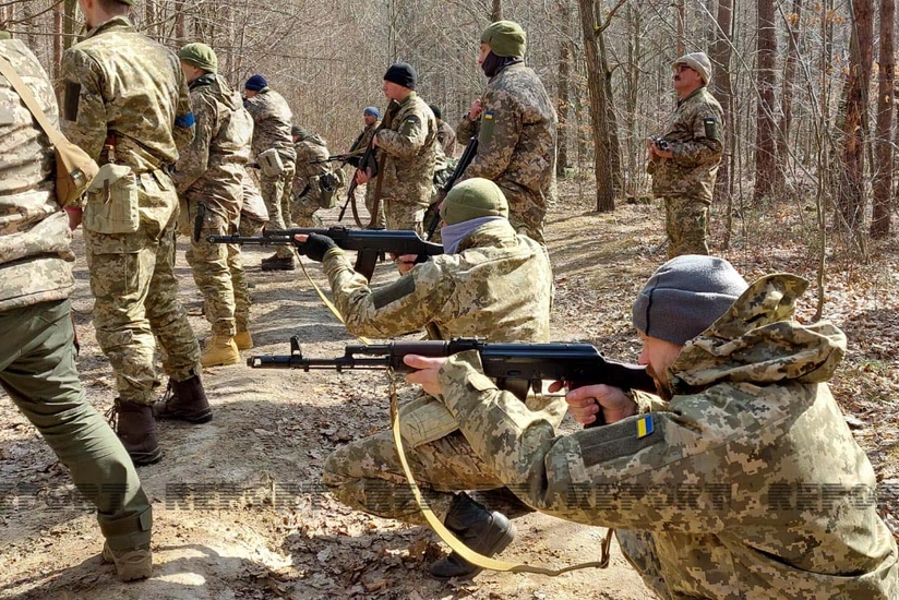 Ukraine sets up armed groups of volunteers – PHOTO REPORTAGE 