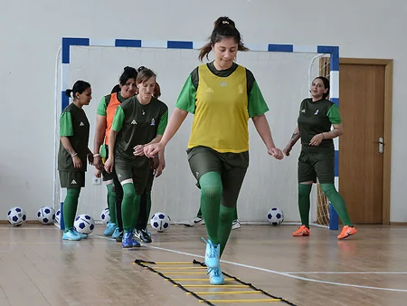 AFFA cəzaçəkmə və tərbiyə müəssisələrində futbol dərsləri təşkil edib