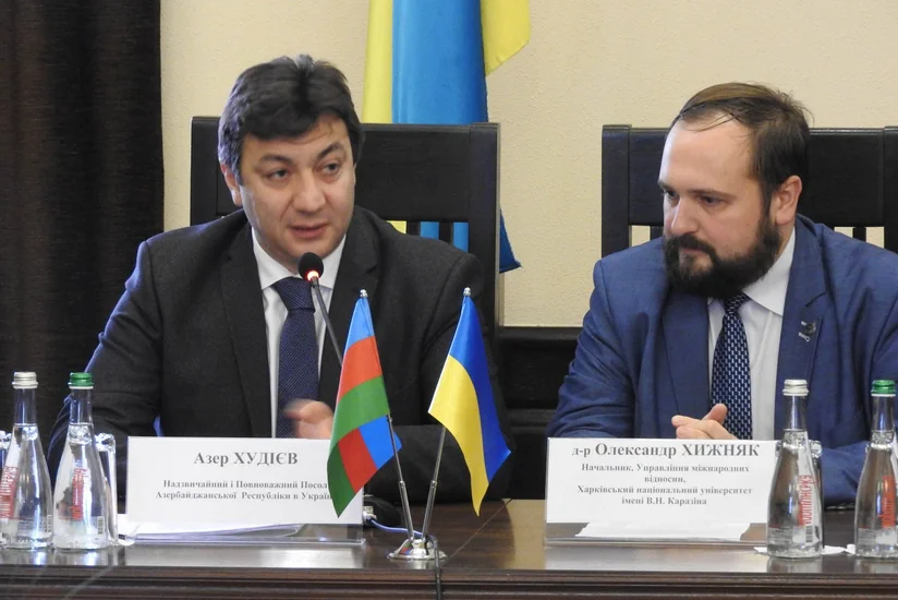 Azər Xudiyev Ukraynada universitetdə mühazirə oxuyub