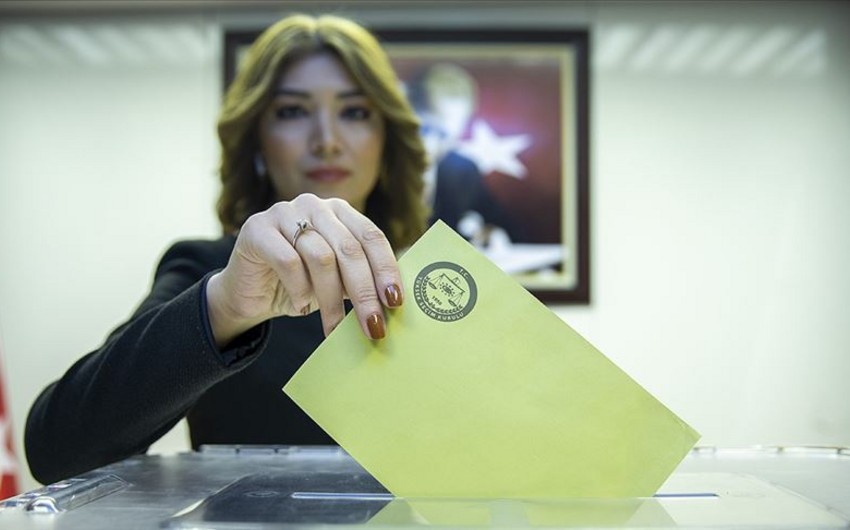 Türkiyədə bələdiyyə seçkiləri keçirilir