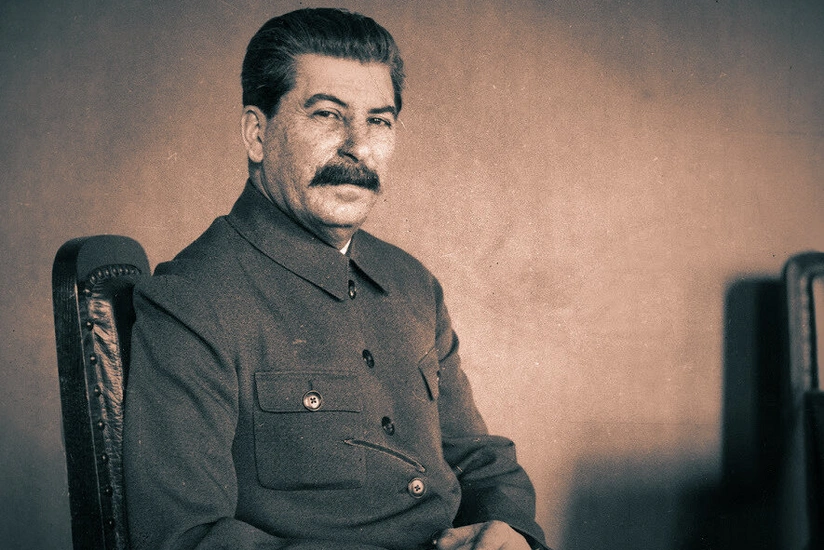 Правнук экс-диктатора СССР Иосифа Сталина стал бездомным