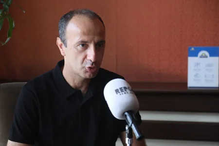 Barış Şimşek: Sülh tərəfdarıyam, amma şimşək kimi də çaxa bilərəm