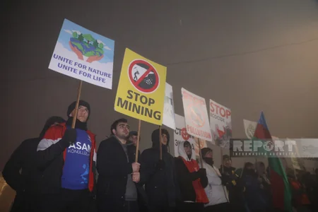 Акция на дороге Ханкенди-Лачын продолжается и в вечернее время