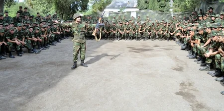 Beyləqan Qarnizonunda hərbi vətənpərvərlik mövzusunda təbdirlər keçirilib - FOTO