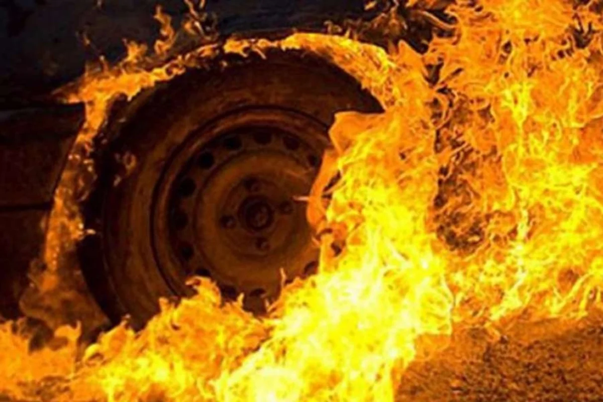 Lənkəranda yol qəzası yanğına səbəb olub