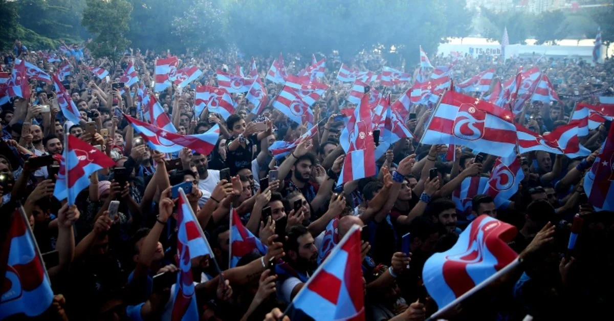 Trabzonspor azarkeşləri çempionluq oyunundan əvvəl Şuşaya gedib