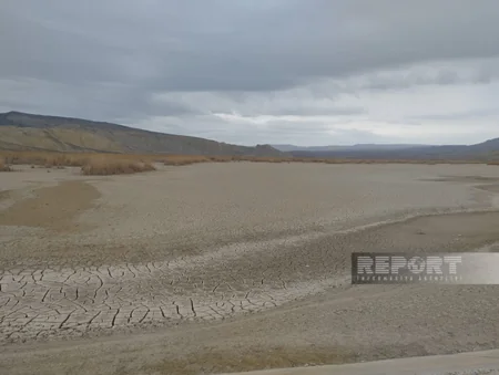 Hacıqabulda su anbarı quruyub, beş kəndin təsərrüfatında suvarma problemləri yaranıb