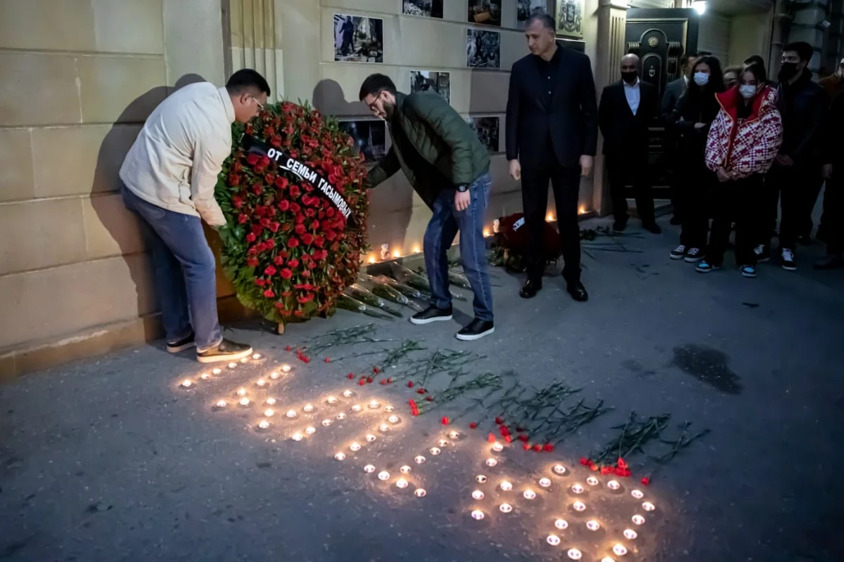 Gürcüstanın Azərbaycandakı səfirliyində dövlət bayrağı endirilib