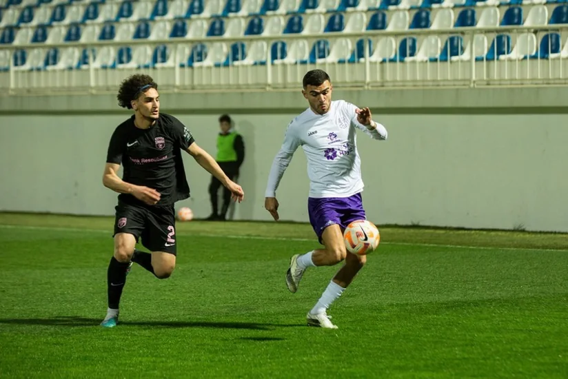 Azərbaycanlı futbolçunun Albaniya klubuna keçidi rəsmiləşib