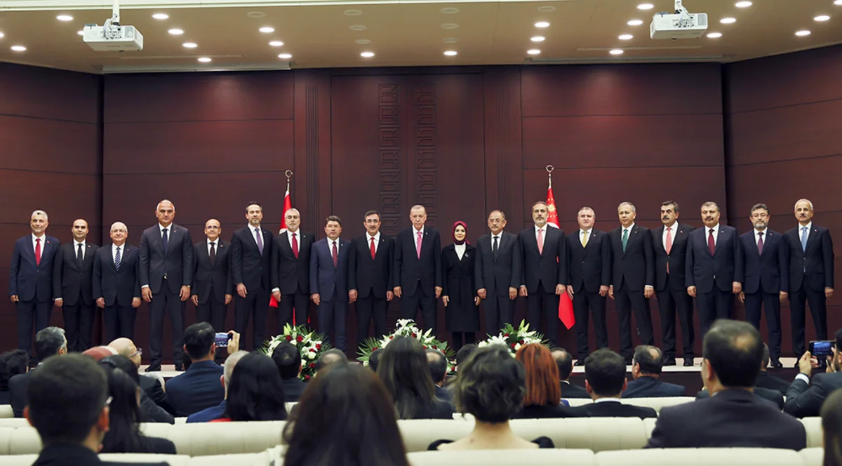 Türkiyə hökumətinin yeni tərkibi: müsbət dəyişikliklərə olan ümid