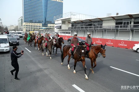 Bakıda “İlaxır çərşənbə”si karvanı - FOTOREPORTAJ