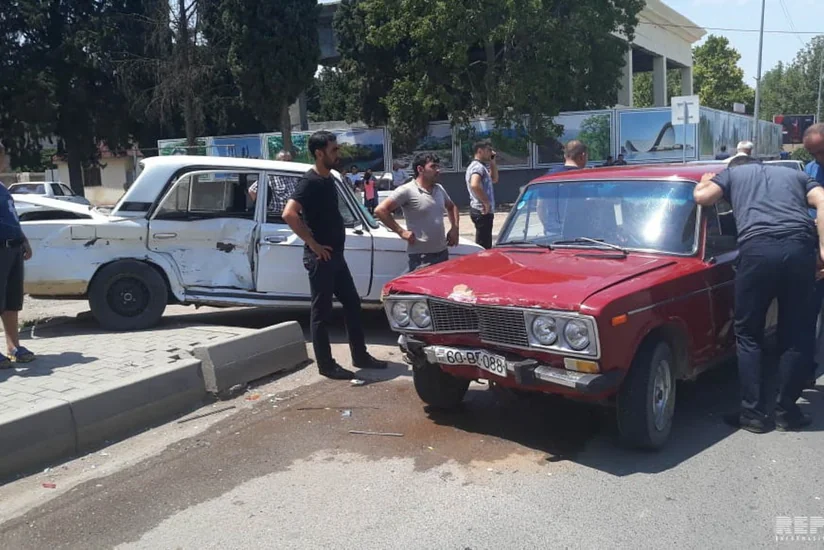 Tovuzda iki avtomobil toqquşub, xəsarət alanlar var - FOTO