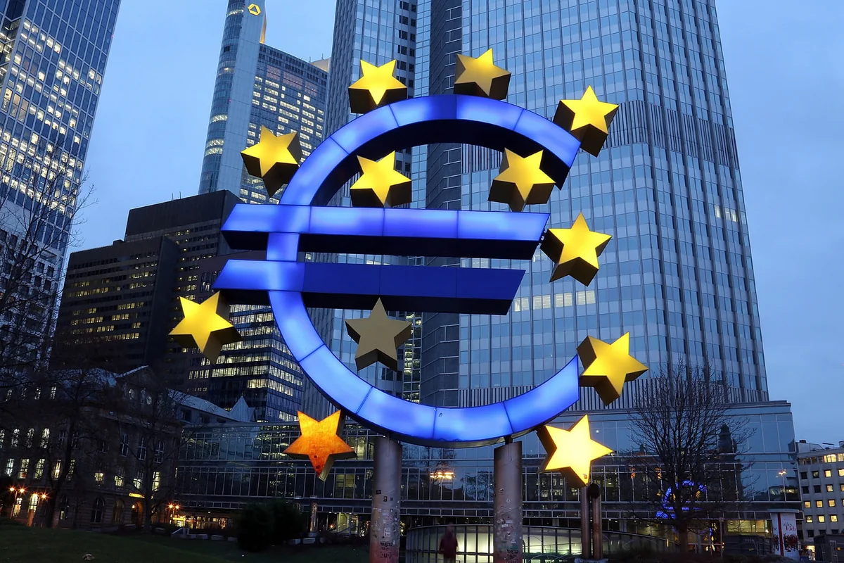 ECB keeps interest rate at 0%