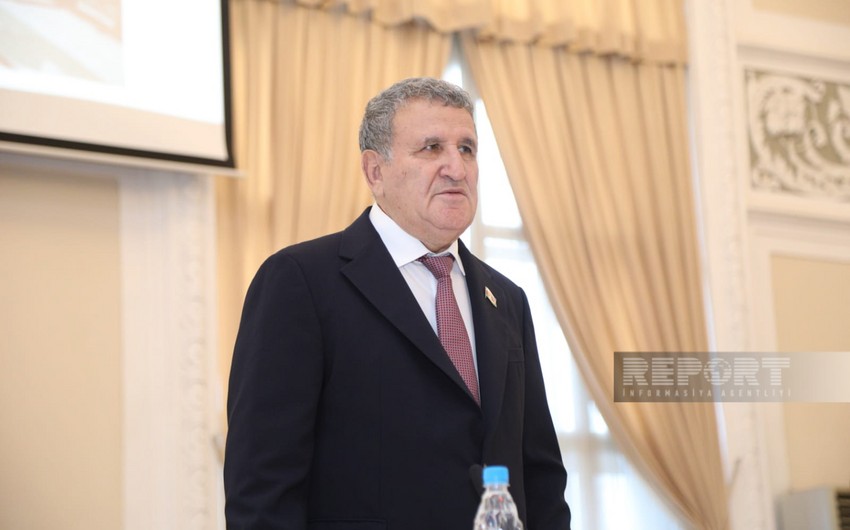 Mərkəzi Nəbatat bağının 70 min manat su borcu var