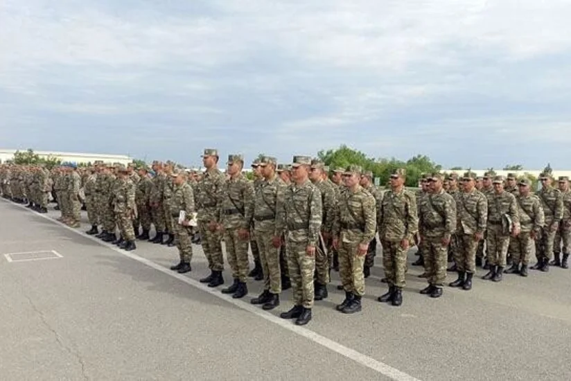 В Азербайджане курсы подготовки прапорщиков будут длиться два года 