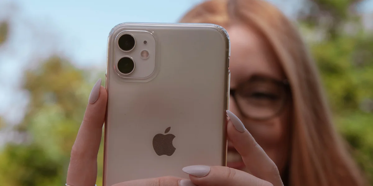 “Apple” “iPhone” istehsalı planını 20%-dən çox azaldır