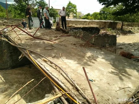 Balakəndə çay daşıb, 680-dən çox evi su basıb, 8 avtomobil körpüsünü sel aparıb - FOTO - VİDEO - YENİLƏNİB-2