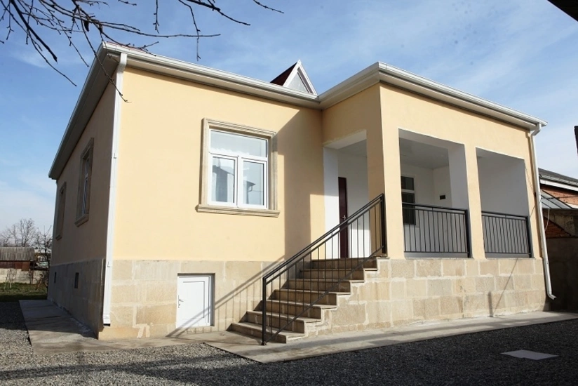 Fərdi yaşayış və bağ evləri bahalaşıb
