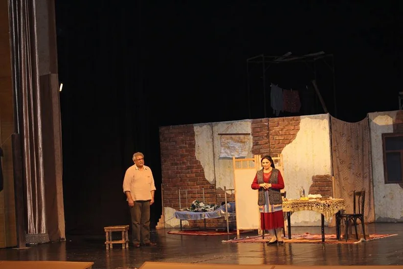 Akademik Milli Dram Teatrı Qubaya qastrol səfərinə gedib
