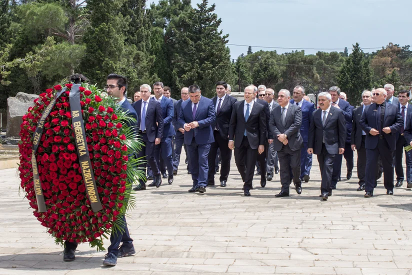 Natiq Əliyevin xatirəsi anılıb