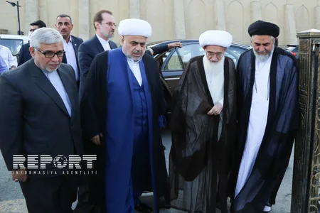 Ayətullahul-Uzma Həmədani: Heydər məscidi müasir üslub və dizaynla tikilib - FOTO