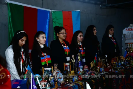 Azərbaycan Tbilisidə xeyriyyə yarmarkasında iştirak edir