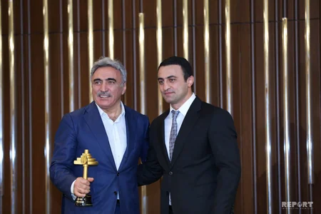 Report İnformasiya Agentliyi İlin media qurumu mükafatına layiq görülüb - FOTO