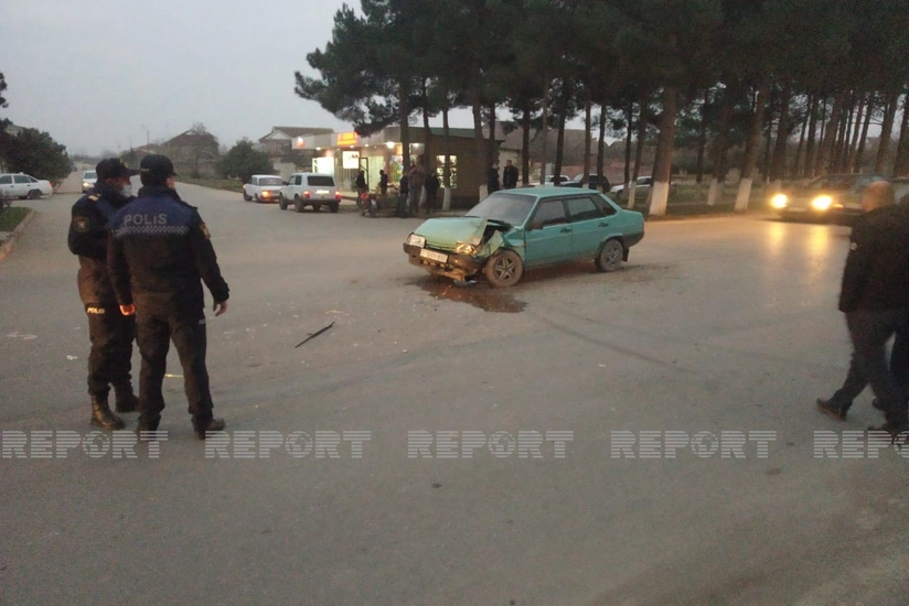 Neftçalada iki avtomobil toqquşdu