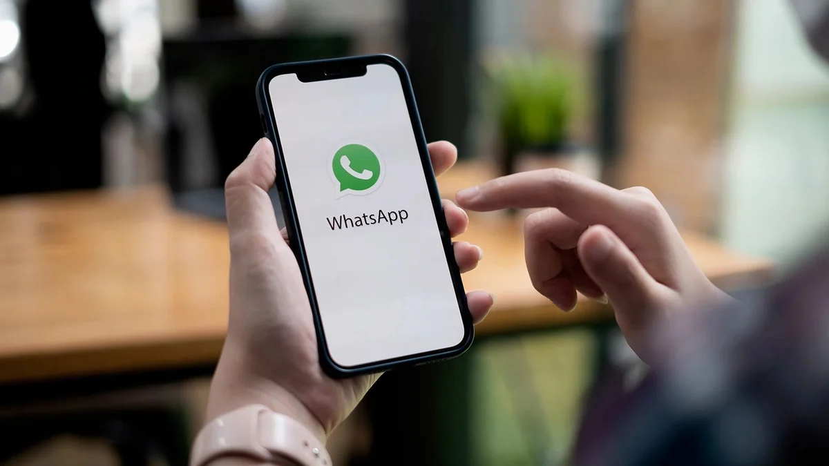 В WhatsApp появился режим картинка в картинке для просмотра видео