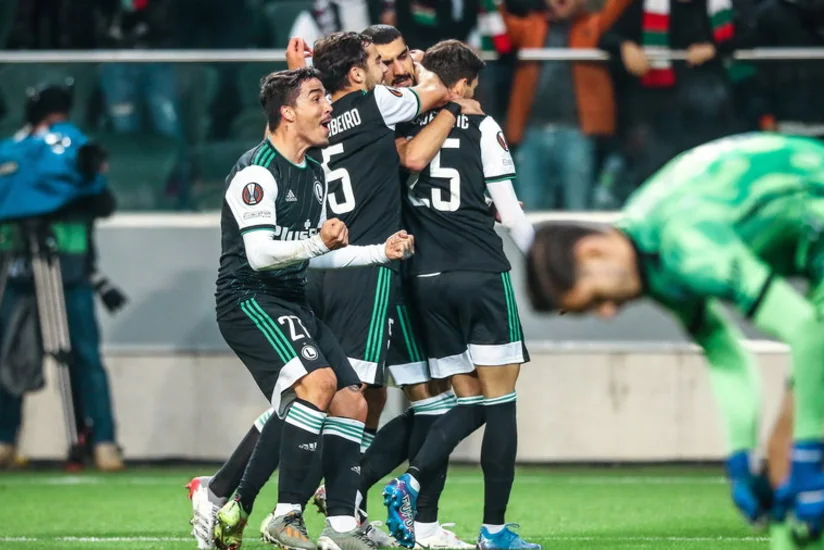 Mahir Emreli Napoliyə qol vurub