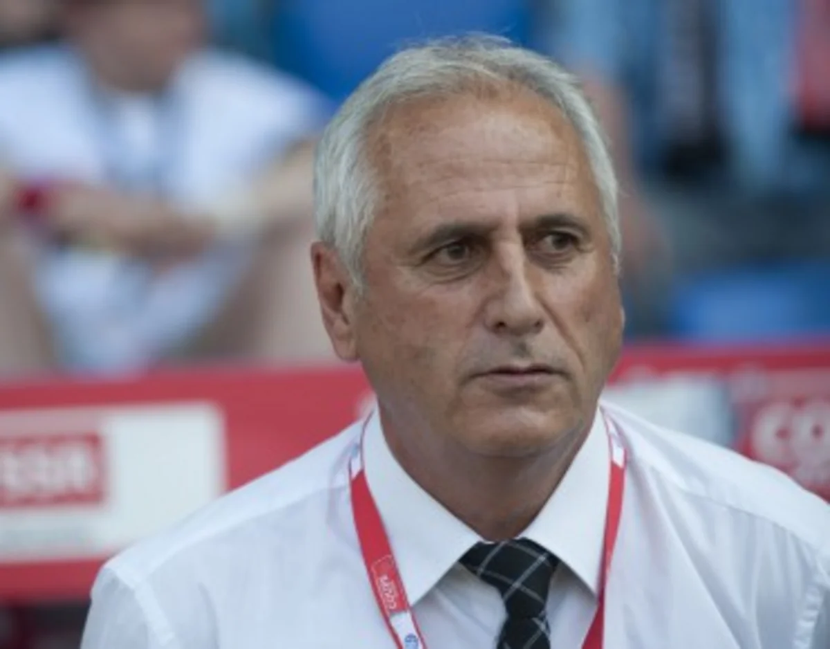 ​Futbol üzrə Ermənistan yığması baş məşqçisiz qalıb