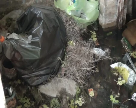 Kürdəmirdə yaşayış binasına qrunt suları dolub, antisanitar vəziyyət yaranıb
