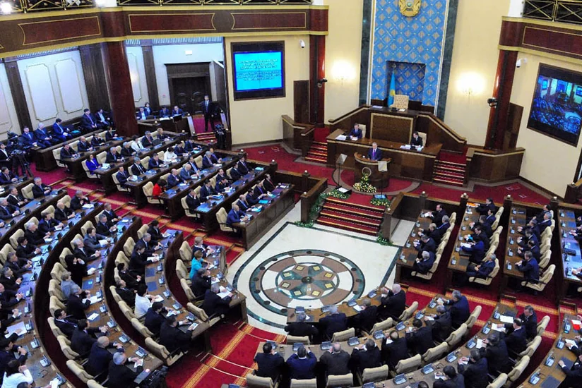 Парламент Казахстана одобрил ратификацию допсоглашения о разграничении дна Каспия с Россией