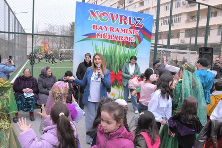Abad məhəllələrdəki Novruz şənlikləri davam edir