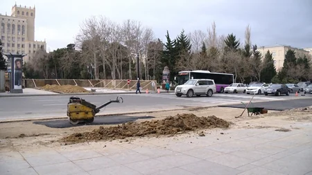 Bakıda daha bir piyada keçidinin tikintisinə başlanılıb - VİDEO