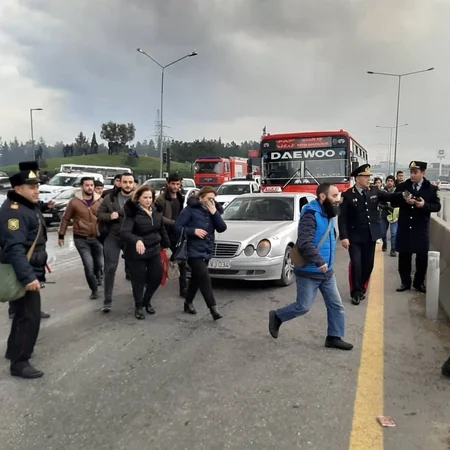 DYP rəisi: Yanğın baş verən ərazidə hər iki istiqamətdə yol açıqdır