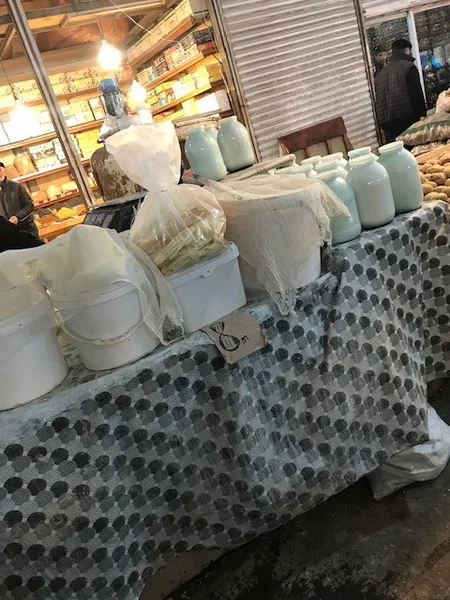 Bakıda bazarda süd və süd məhsullarının satışı dayandırılıb, rəhbərlik cərimələnib