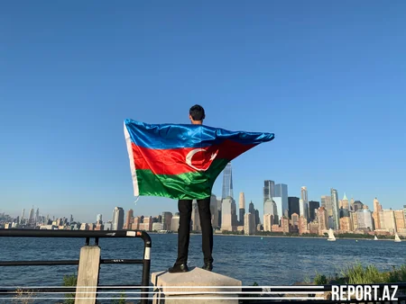 Nyu-Yorkda Qarabağ şüarlarını daşıyan təyyarə havaya qaldırılıb