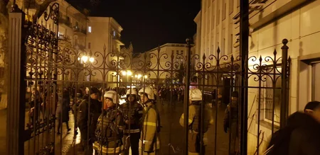Ukraynada Zelenskinin ofisi yaxınlığında yeni etiraz aksiyası başlayıb - FOTO