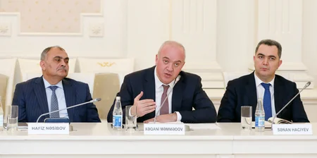 Azərbaycanda inhisarçı davranışların qarşısının alınması müzakirə edilib