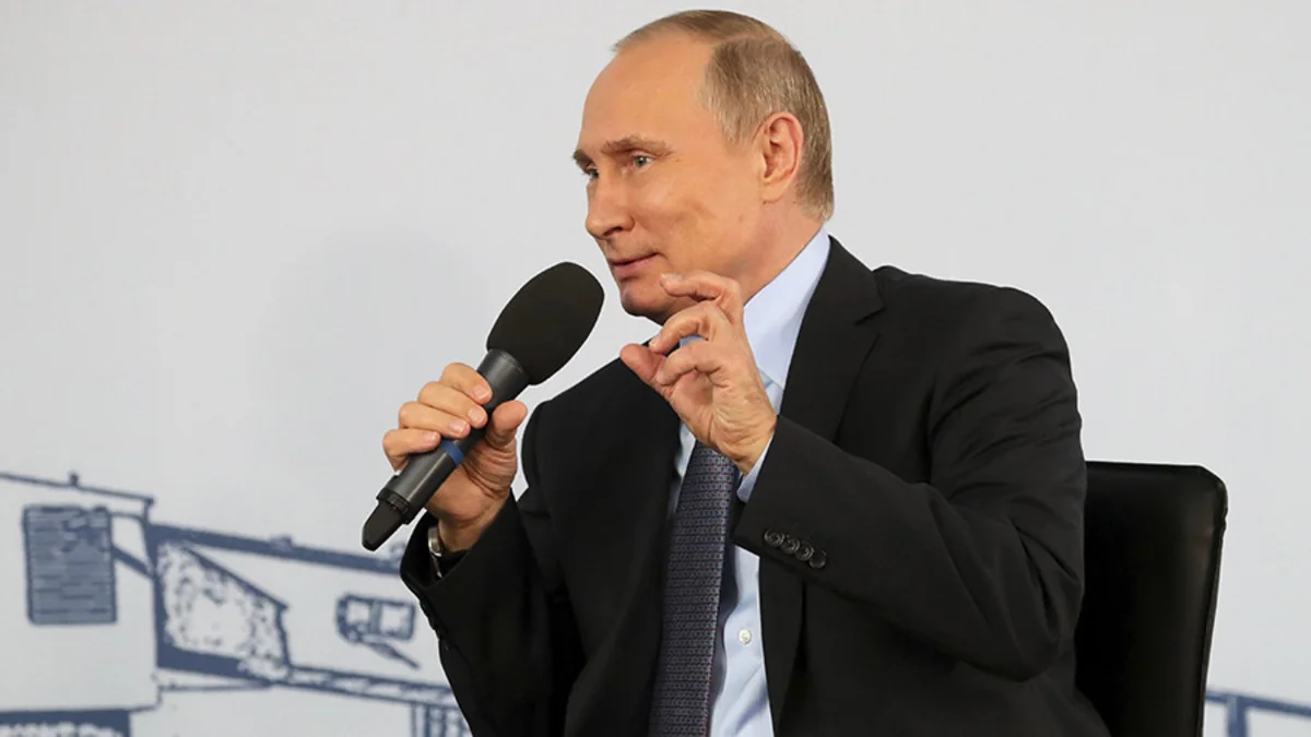 Putin: 755 ABŞ diplomatı Rusiyanı tərk etməlidir