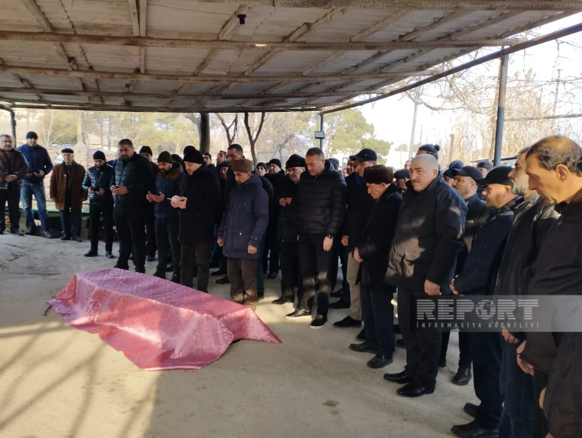 Türkiyədə zəlzələdə həlak olan azərbaycanlı iş adamı Salyanda dəfn olunub - YENİLƏNİB