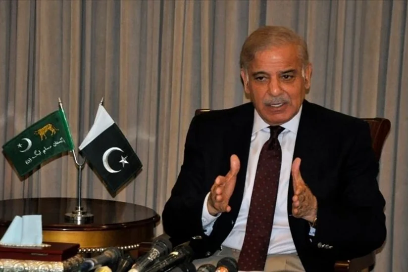 Премьер Пакистана в третий раз заразился коронавирусом